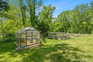 752 Ridgewood Dr, Ionia, MI 48846 - Photo 33