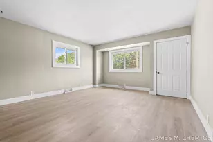 228 South St, Spring Lake, MI 49456 - Photo 9