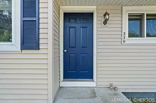 228 South St, Spring Lake, MI 49456 - Photo 5
