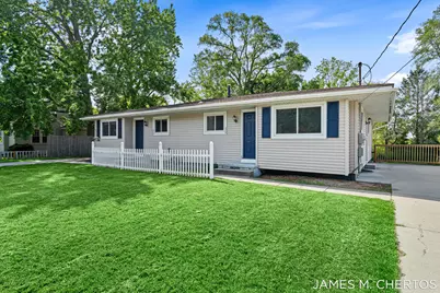 228 South Street #230, Spring Lake, MI 49456 - Photo 3