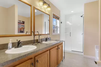 317 Monroe Street, South Haven, MI 49090 - Photo 39