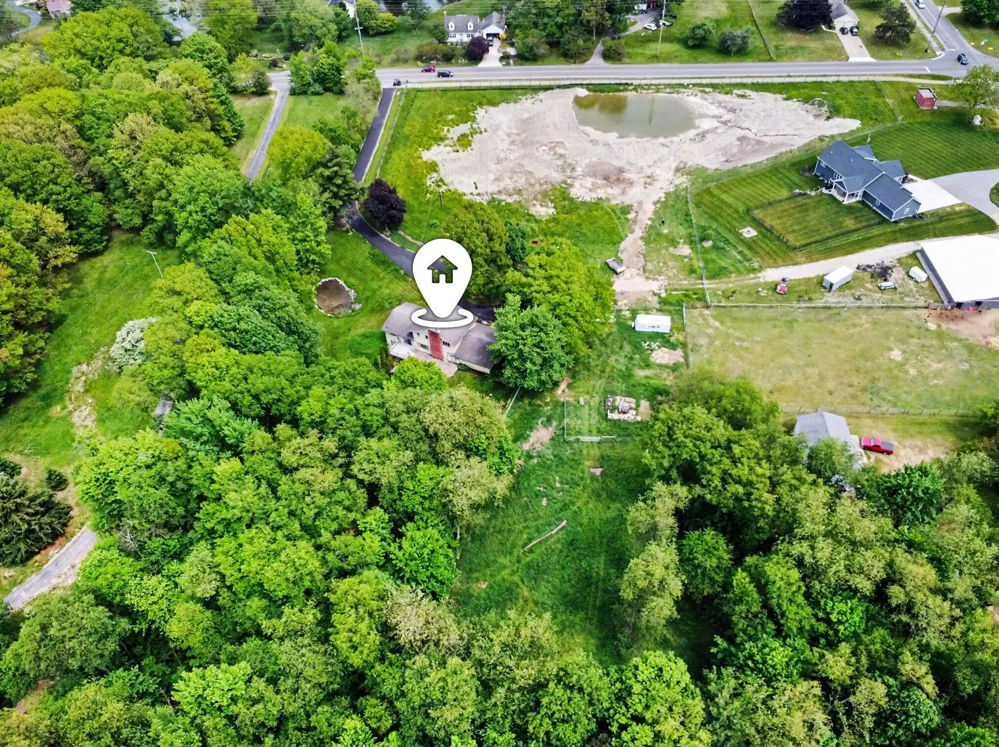 5269 Kenowa Ave SW, Grandville, MI 49418 - MLS 26026355 - Coldwell