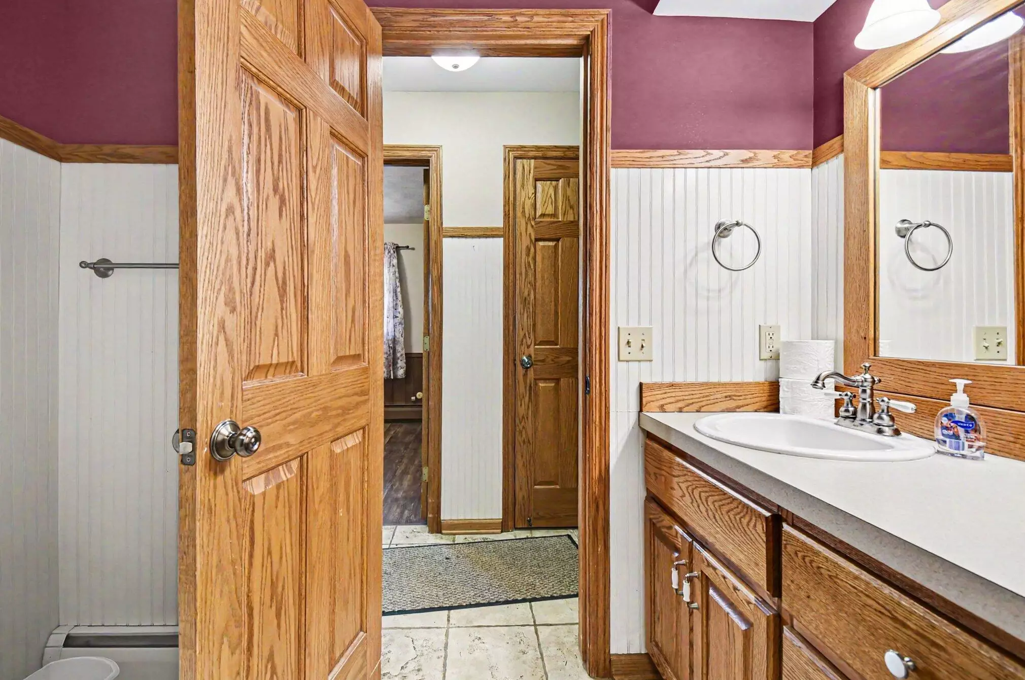 5269 Kenowa Ave SW, Grandville, MI 49418 - MLS 26026355 - Coldwell
