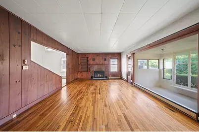 422 N Main Street, Watervliet, MI 49098 - Photo 7