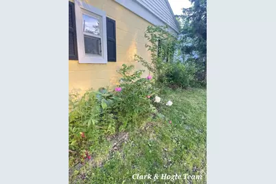 105 S Prospect Street, Saint Johns, MI 48879 - Photo 5