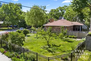 805 Rosewood Ave SE, East Grand Rapids, MI 49506 - Photo 29