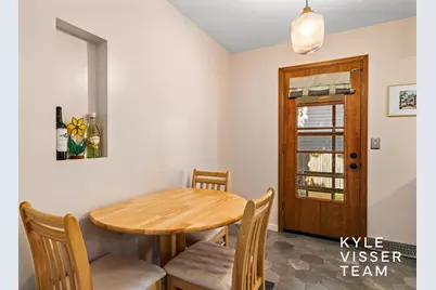 805 Rosewood Avenue SE, East Grand Rapids, MI 49506 - Photo 9