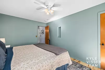 805 Rosewood Avenue SE, East Grand Rapids, MI 49506 - Photo 11