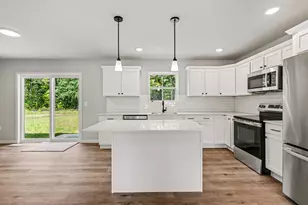 2070 Kristin Ct, Muskegon, MI 49442 - Photo 5