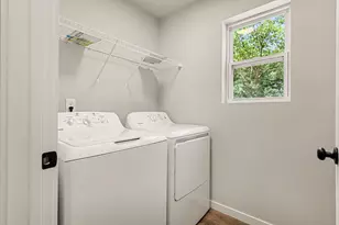 2070 Kristin Ct, Muskegon, MI 49442 - Photo 11