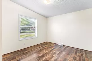 219 Wayne St, Bronson, MI 49028 - Photo 13