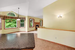 811 Ludington Ave, Portage, MI 49002 - Photo 9