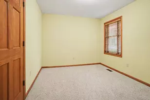 811 Ludington Ave, Portage, MI 49002 - Photo 19