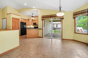 811 Ludington Ave, Portage, MI 49002 - Photo 7
