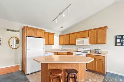 3769 Pine Meadow Drive, Holland, MI 49424 - Photo 15