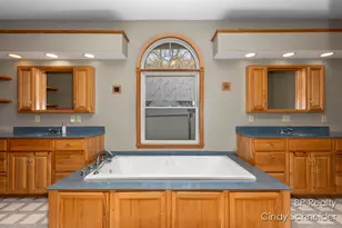 282 N Centre St, Marcellus, MI 49067 - Photo 19