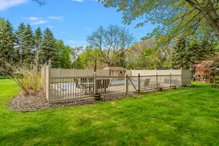 2110 Wooded Way, Stevensville, MI 49127 - Photo 7