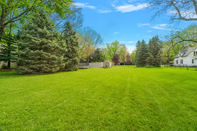 2110 Wooded Way, Stevensville, MI 49127 - Photo 11