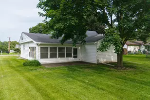 7535 Yorktown Rd, Lansing, MI 48917 - Photo 39