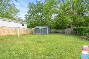 606 Pleasant Ave, Kalamazoo, MI 49008 - Photo 23