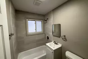 31807 Tuscola Ct, Westland, MI 48186 - Photo 9