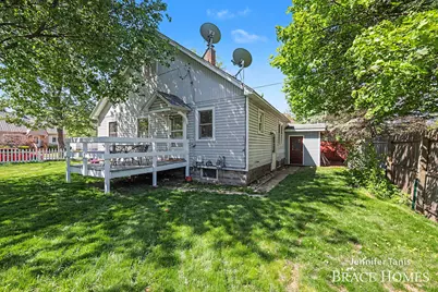 2154 Morton Avenue, Muskegon, MI 49441 - Photo 21
