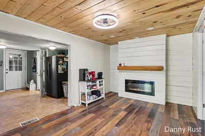 1430 Delz Drive, Muskegon, MI 49445 - Photo 13