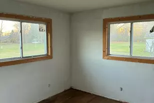 854 S Crystal Ave, Benton Harbor, MI 49022 - Photo 17