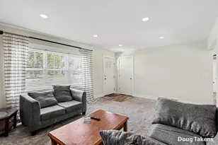 7439 Eastlane Ave, Jenison, MI 49428 - Photo 11