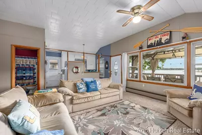 11415 Oak Drive, Delton, MI 49046 - Photo 9