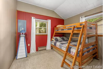 11415 Oak Drive, Delton, MI 49046 - Photo 15