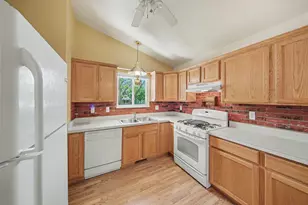 103 Ridgeview Ct, Grass Lake, MI 49240 - Photo 9
