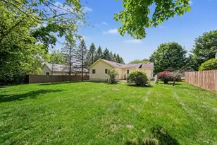103 Ridgeview Ct, Grass Lake, MI 49240 - Photo 5