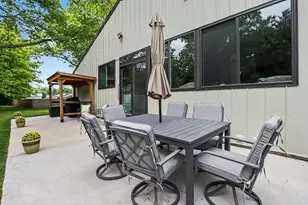 35883 Riverview Dr, Paw Paw, MI 49079 - Photo 31