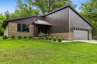 35883 Riverview Drive, Paw Paw, MI 49079 - Photo 3