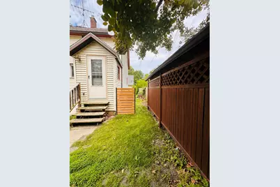 1409 Hagar Court, Saint Joseph, MI 49085 - Photo 5
