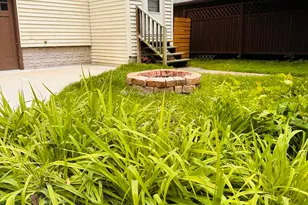 1409 Hagar Ct, Saint Joseph, MI 49085 - Photo 17
