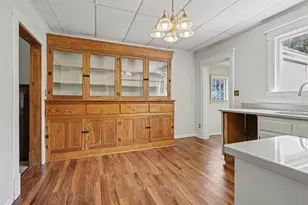 1409 Hagar Ct, Saint Joseph, MI 49085 - Photo 3