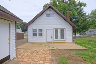 40 River St, Niles, MI 49120 - Photo 9