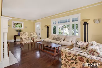 211 Trowbridge Street NE, Grand Rapids, MI 49503 - Photo 5