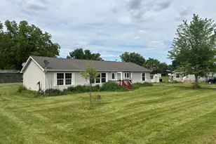 360 Deerfield Dr, Coldwater, MI 49036 - Photo 1
