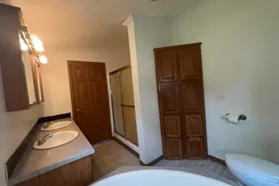 360 Deerfield Dr, Coldwater, MI 49036 - Photo 17