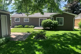 42032 McBride Ave, Belleville, MI 48111 - Photo 7