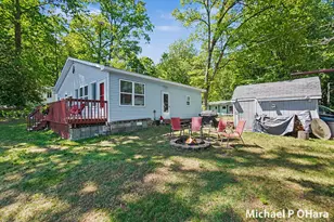 818 W Wells St, White Cloud, MI 49349 - Photo 9