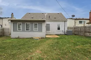 8065 Ogden Dr, Sterling Heights, MI 48314 - Photo 29