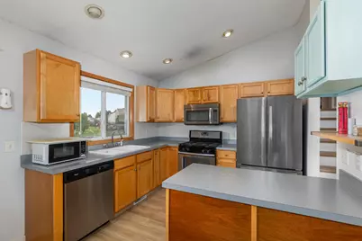 3711 Cedar Landing Drive SE, Grand Rapids, MI 49512 - Photo 9