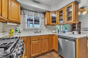 35968 Jamison St, Livonia, MI 48154 - Photo 13