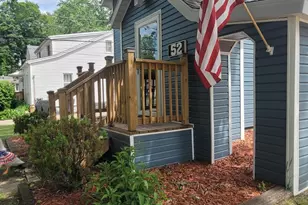 52 W Bacon St, Hillsdale, MI 49242 - Photo 3