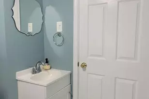 52 W Bacon St, Hillsdale, MI 49242 - Photo 25