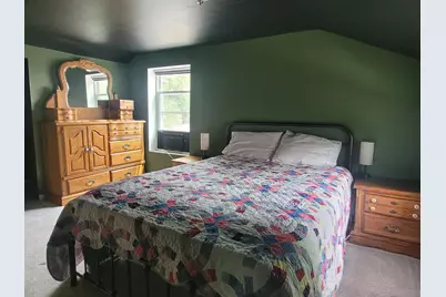 52 W Bacon Street, Hillsdale, MI 49242 - Photo 21